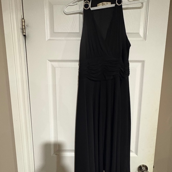 Dress - Picture 1 of 1